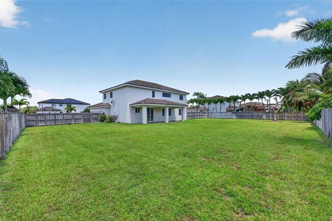 Building Photo - 20943 SW 133rd Ave