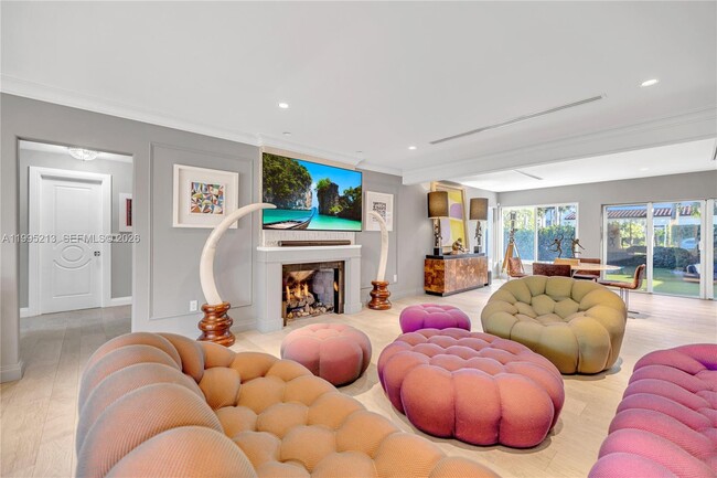 Building Photo - 750 Harrison St