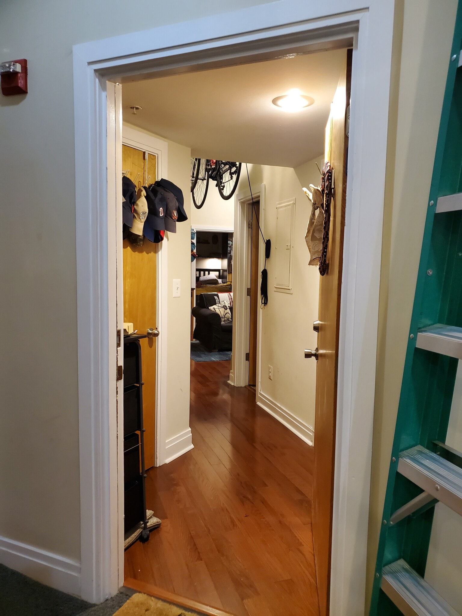 Entryway - 5551 Illinois Ave NW