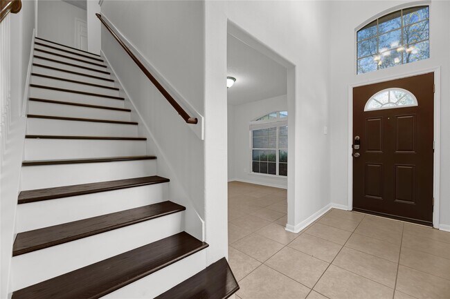 Building Photo - 1906 Rock Ridge Dr