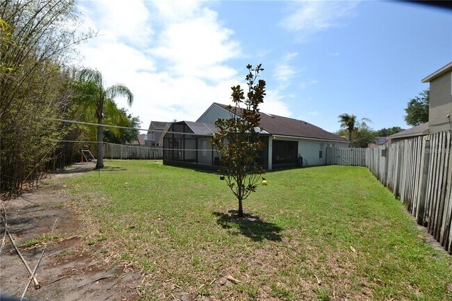 Building Photo - 4924 Hook Hollow Cir