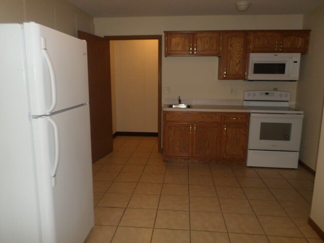 Building Photo - 928-928 Osage St