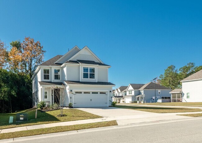 Building Photo - Spacious Lowcountry Retreat in Moncks Corner