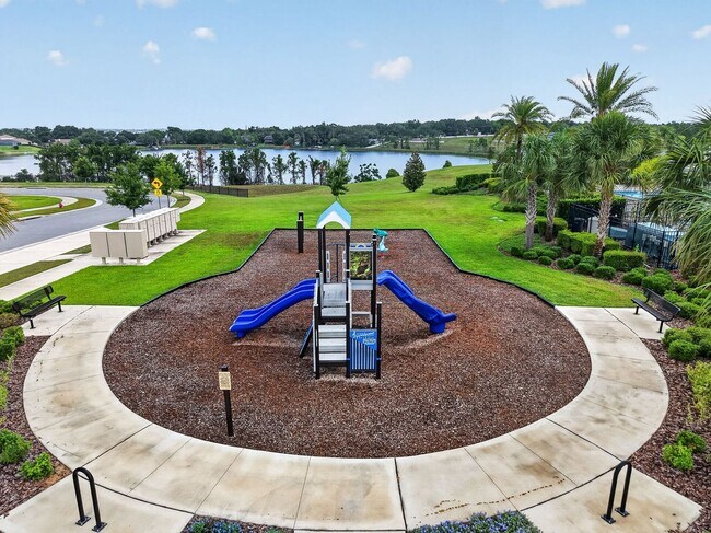 Building Photo - Available Now! 4BR Home in Avalon Park with Fenced Yard & Resort-Style Amenities