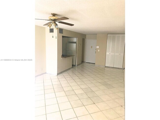 Building Photo - 2029 NW 46th Ave