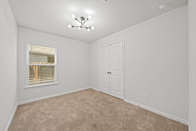 Building Photo - 20742 Nala Bear Dr