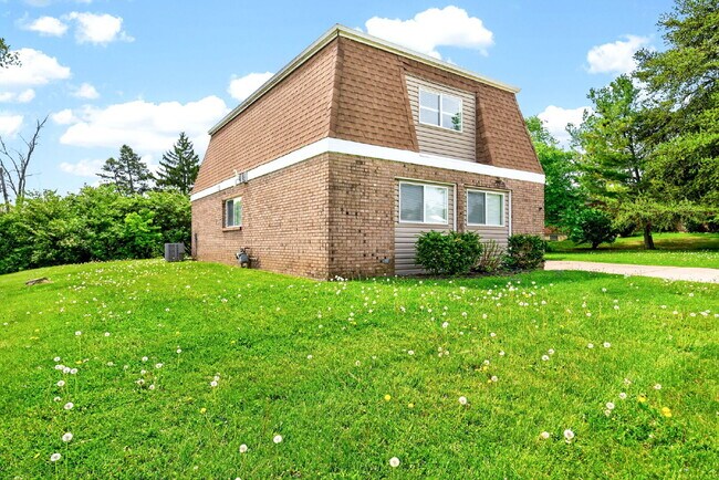 Building Photo - 931 Waycross Rd