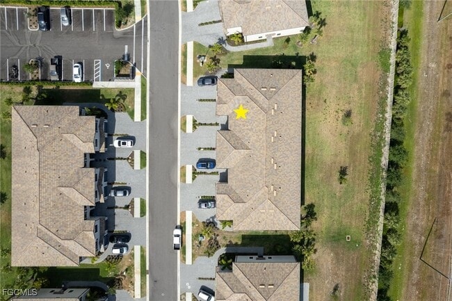 Building Photo - 14275 Pine Lodge Ln
