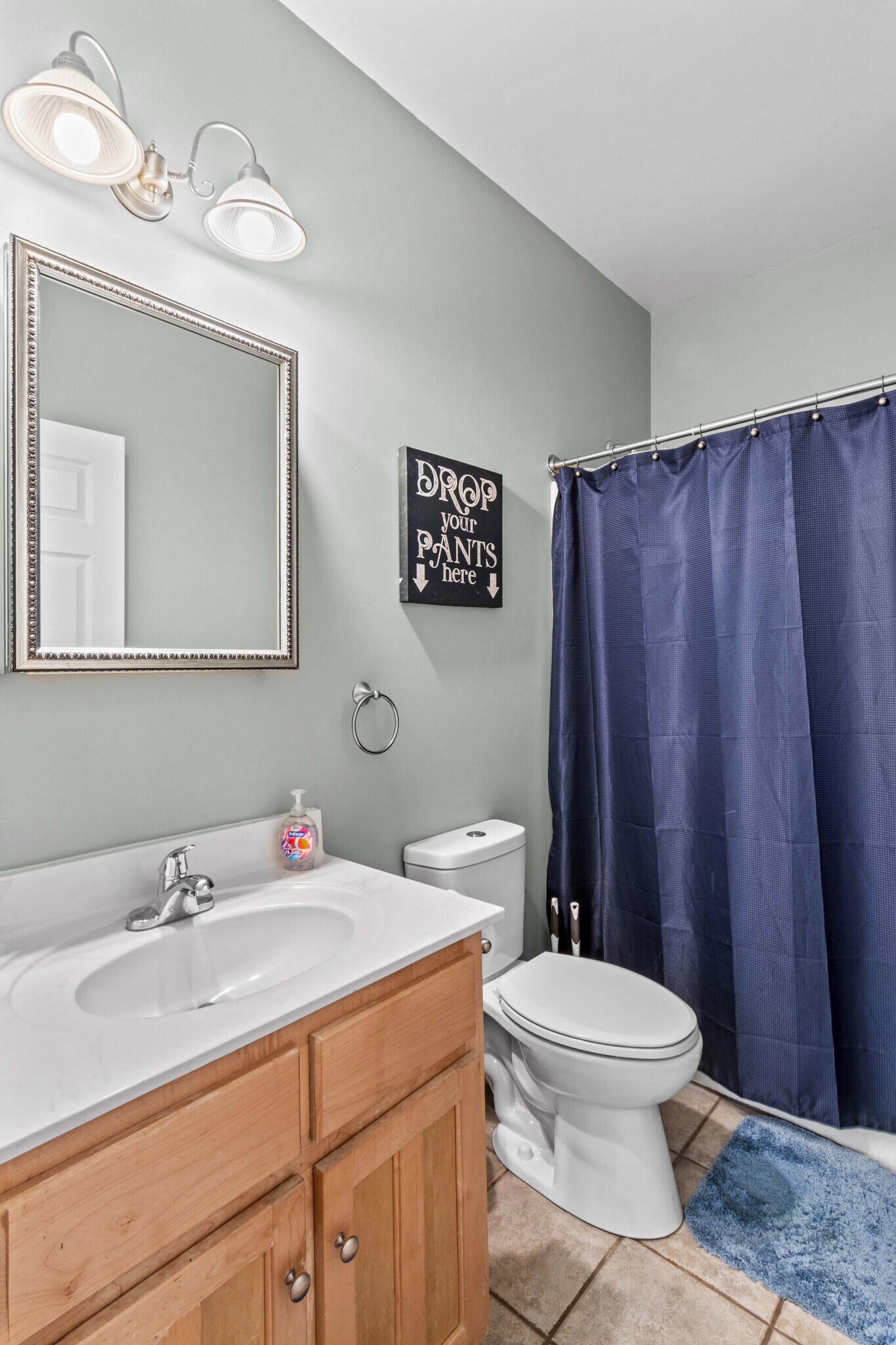 Building Photo - 7228 Lynbrook Cir