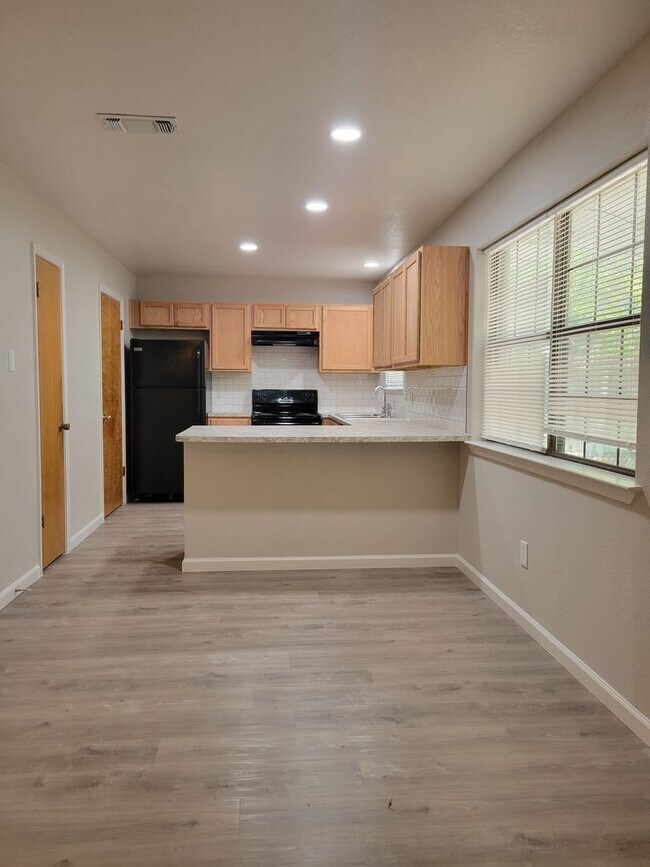 Building Photo - Recently Remodeled 3bd/2ba in Killeen!