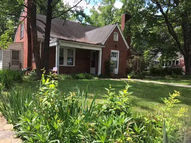Primary Photo - 815 W Johnson St