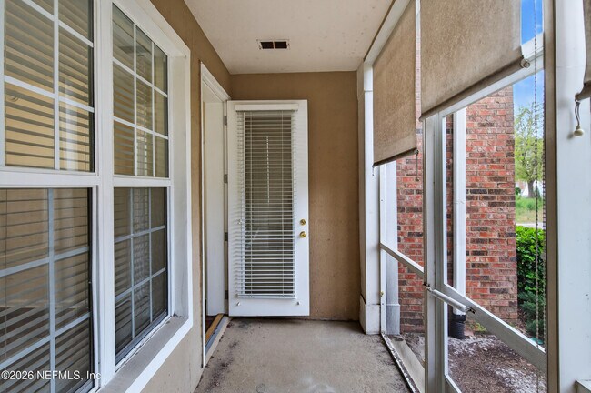 Building Photo - 11251 Campfield Dr