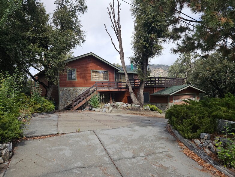 Primary Photo - 2105 Bernina Dr