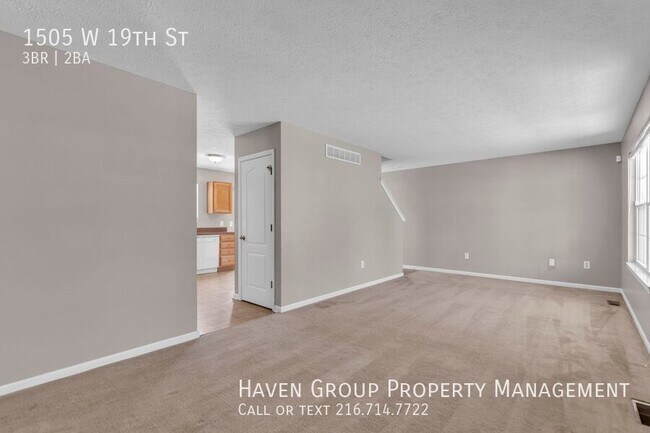 Building Photo - 1505 W 19th St