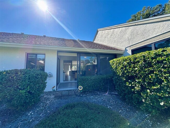 Building Photo - 5222 Myrtle Wood