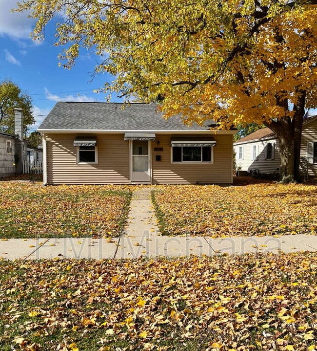 Building Photo - 519 Grand Blvd