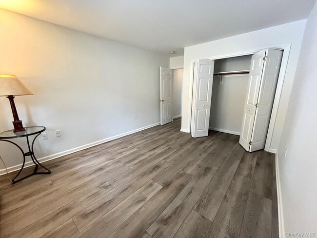 Building Photo - 7 Carroll Blvd