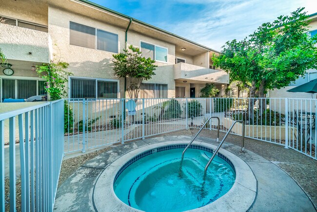 Building Photo - 5328 Newcastle Ave