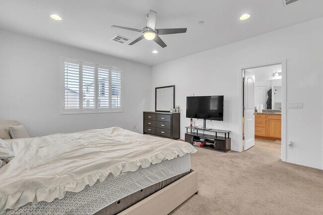 Building Photo - 3013 Historic Horizon Ave