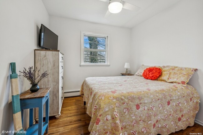 Building Photo - 1435 Bray Ave