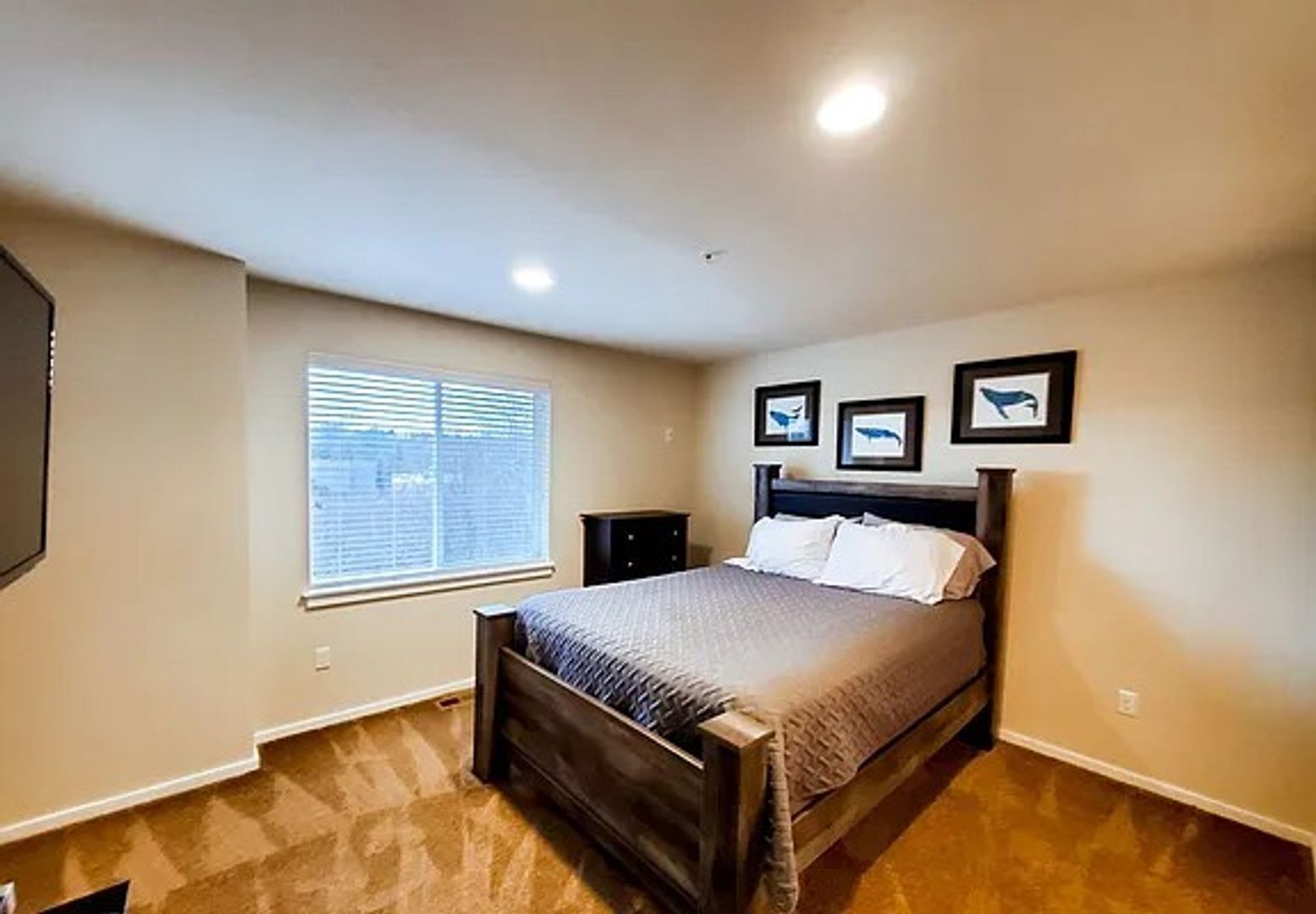 Building Photo - Beautiful Bothell Townhome