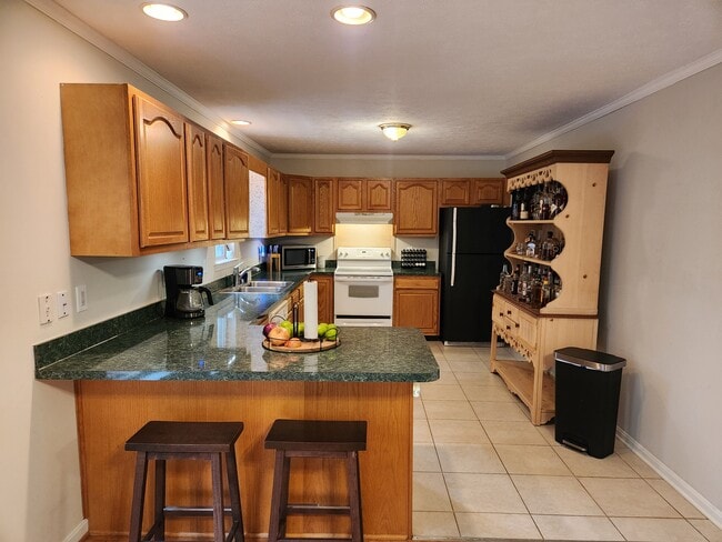 Building Photo - 651 Tulip Poplar Dr