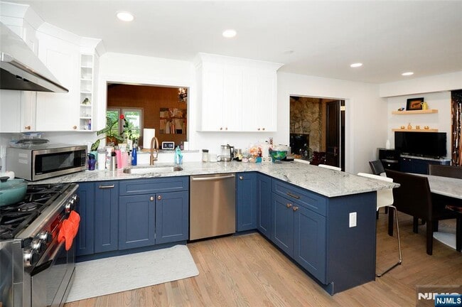Building Photo - 42 Kershner Pl