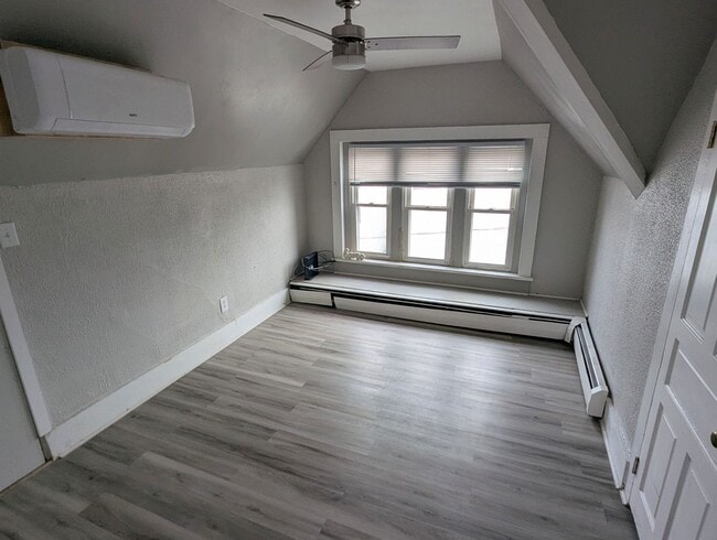 Building Photo - 200 E Bald Eagle St