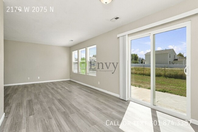 Building Photo - 2179 W 2075 N