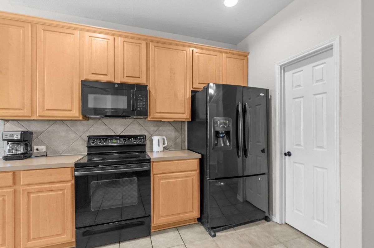 Building Photo - 8414 Seafield Ln