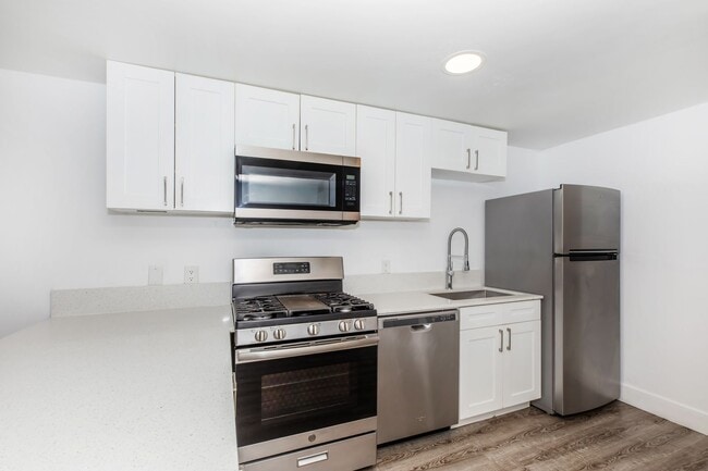 Interior Photo - Vertical North Apartments