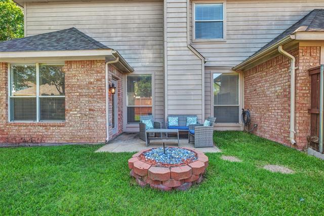 Building Photo - 2904 Champlin Ct