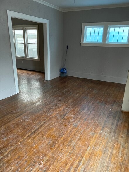 Building Photo - 183 Delamaine Dr