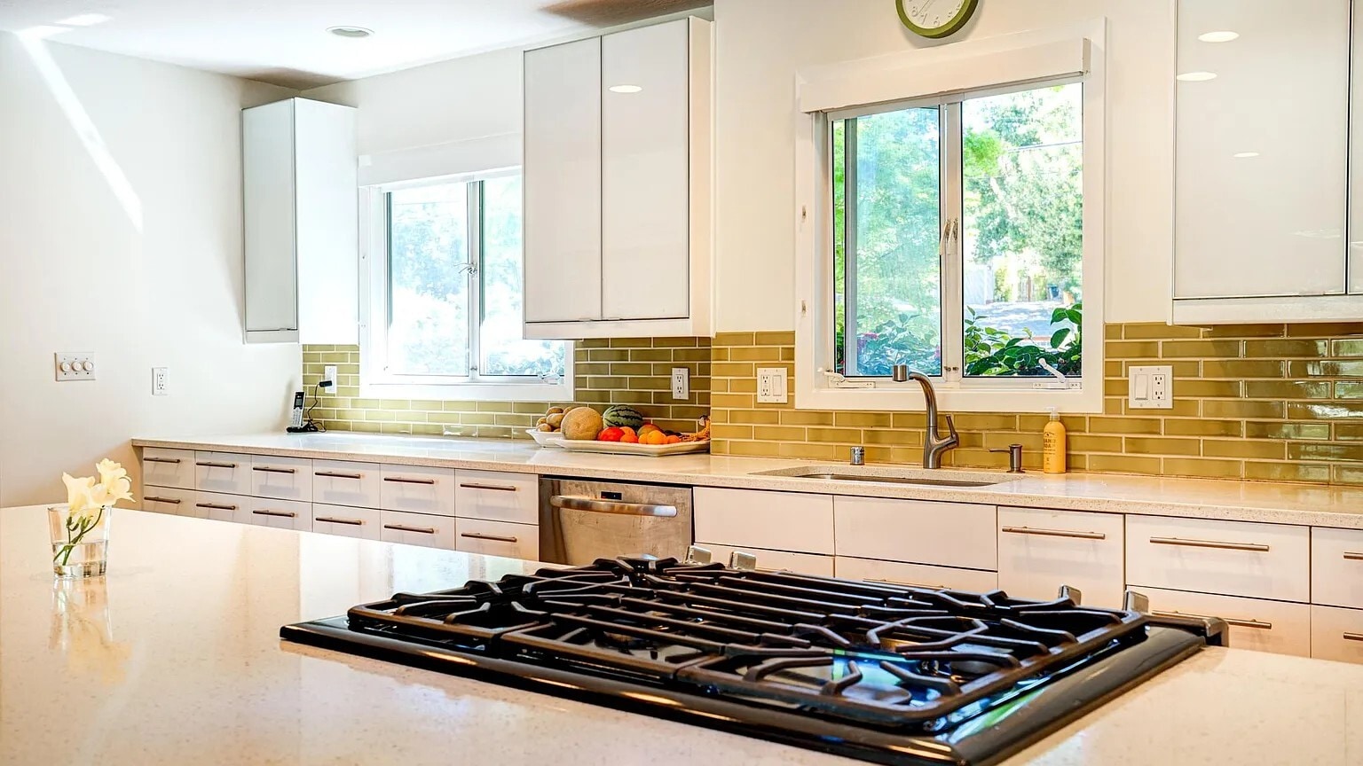 Kitchen - 1415 Butterfield Rd