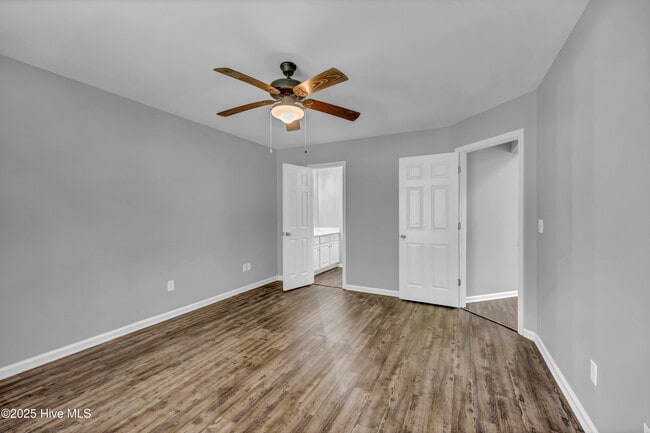 Building Photo - 4609 McClelland Dr