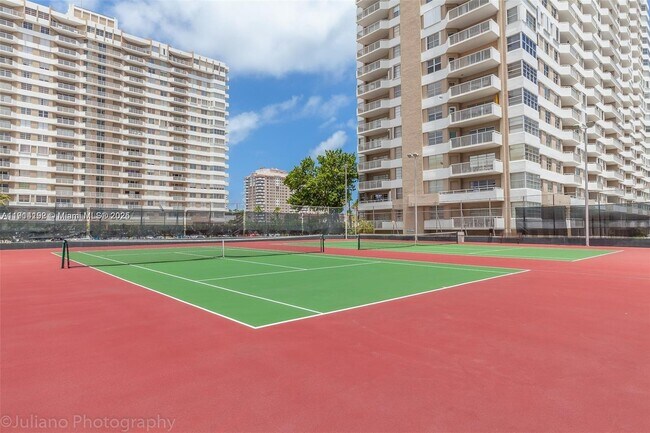 Building Photo - 1965 S Ocean Dr