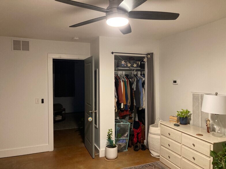 Building Photo - 4111 Tennessee Ave