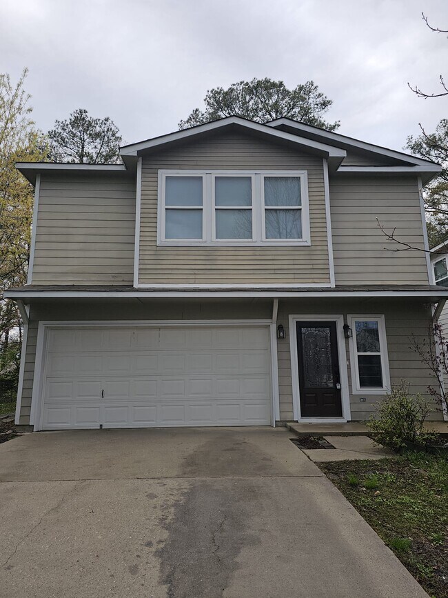 Building Photo - 130 Blackwell Ct