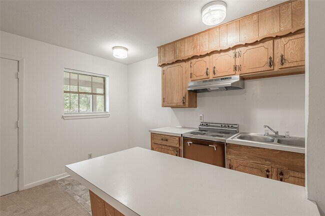 Building Photo - 2105 Avenue N