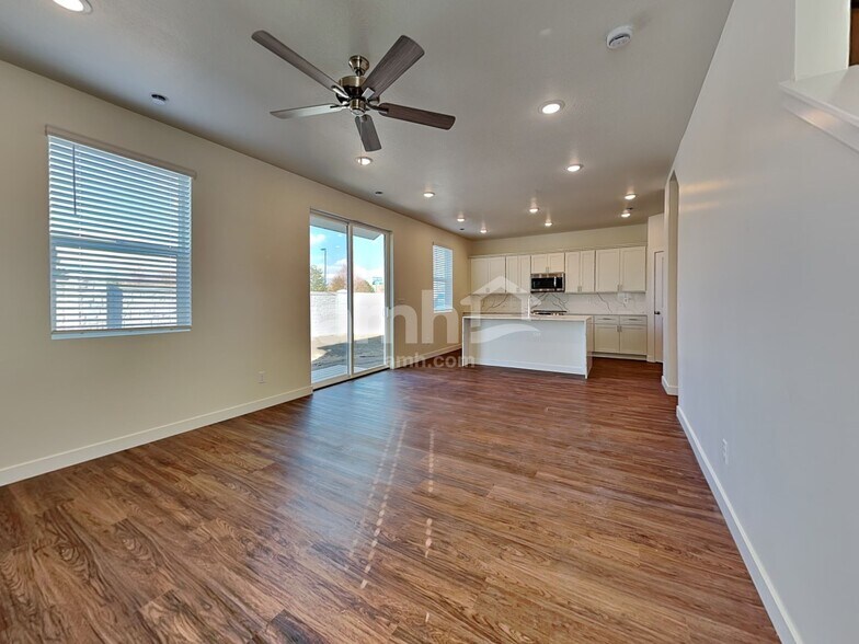 Building Photo - 8952 Wilroy Rd