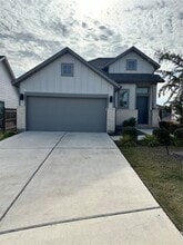 Building Photo - 136 Los Olives Ln