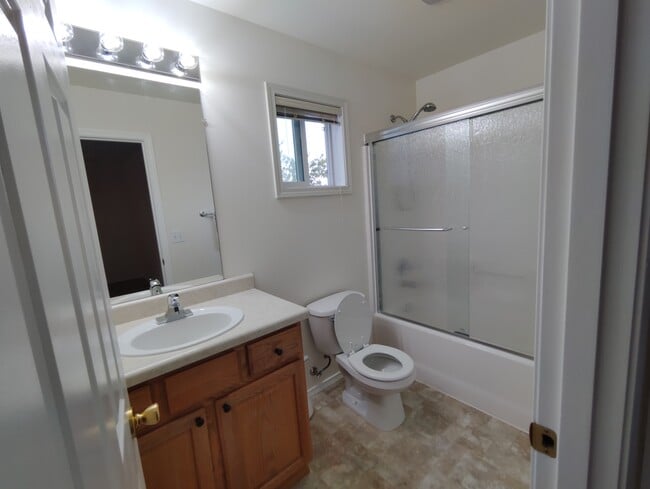 Building Photo - 21438 SE 298th Pl