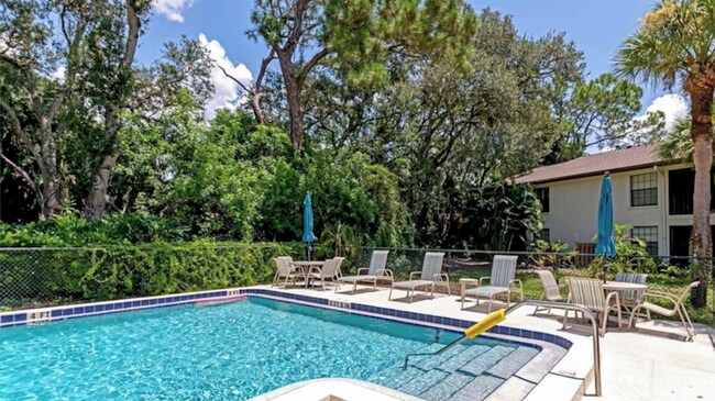 Building Photo - 4819 Winslow Beacon