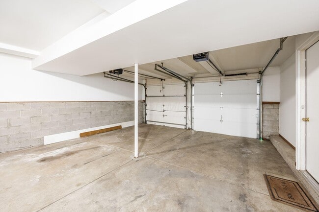 Building Photo - 1267 Trevor Ct