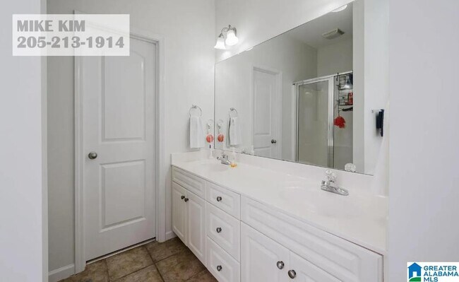 Building Photo - 1042 Little Sorrel Dr