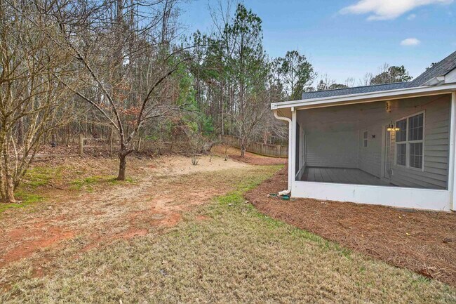 Building Photo - 155 W River Bend Dr