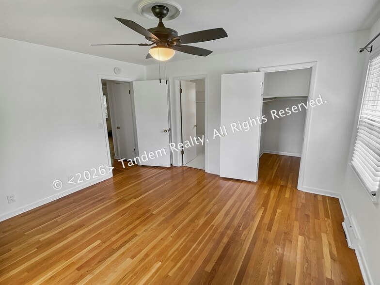 Building Photo - 406 Ritchie Dr