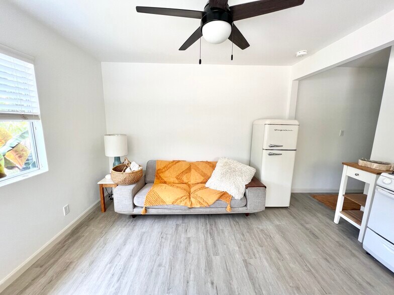 Building Photo - 609 N Fulton St