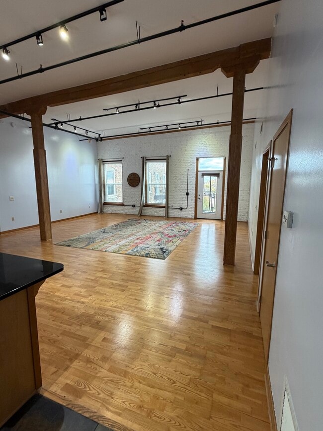 Building Photo - 720 S Marquette St