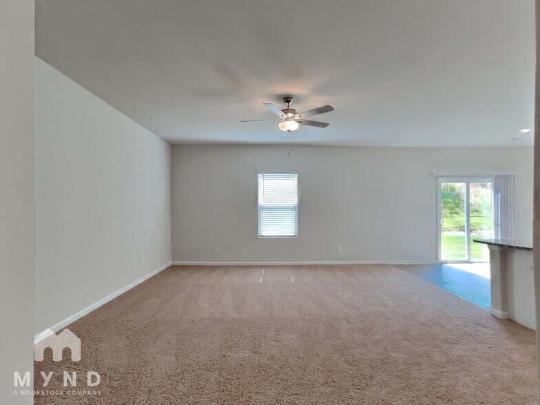 Building Photo - 364 Taverners Ln